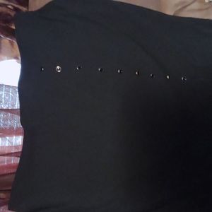 Black skirt with buttons on side